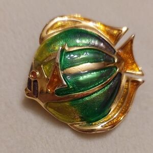 LIZ CLAIBORNE Vintage Iridescent Enamel Goldtone Fish Brooch Pin